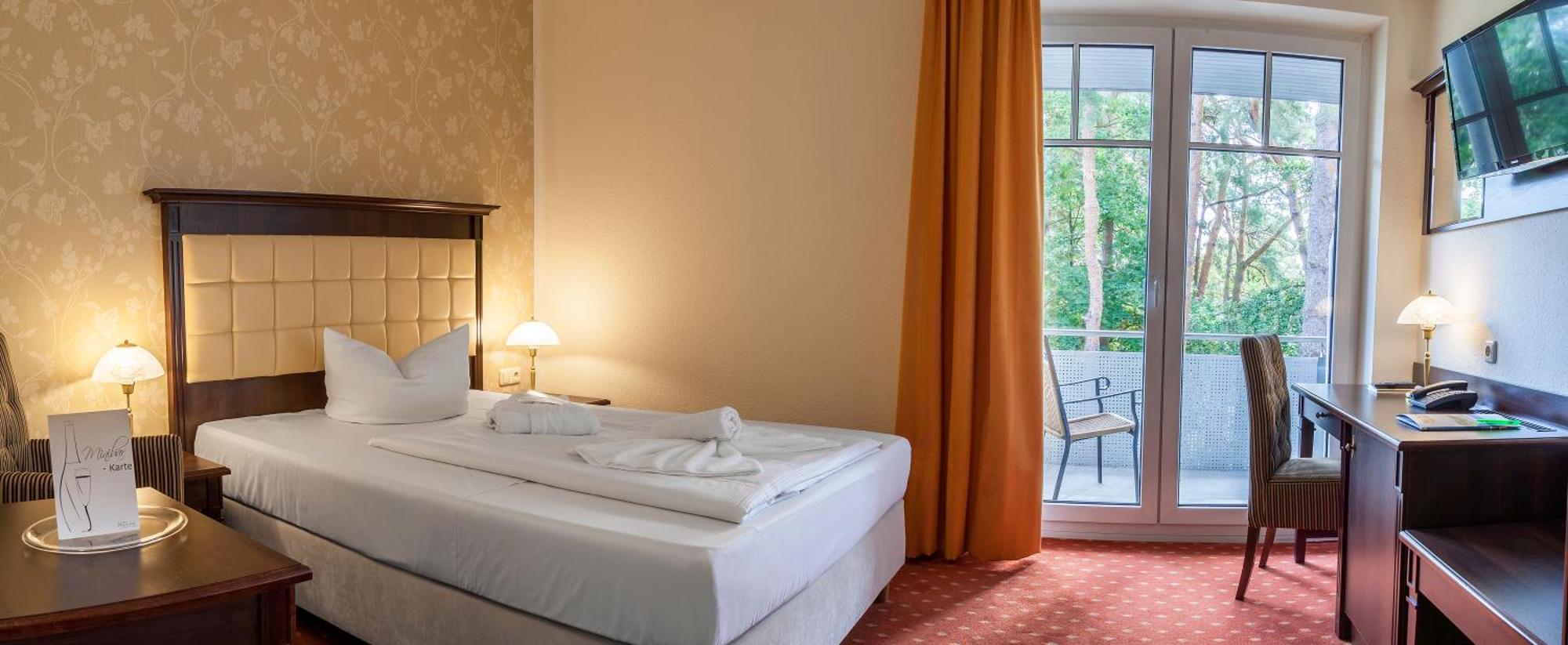 Hotel Ostseehotel Im Park - Ein Rovell 4*